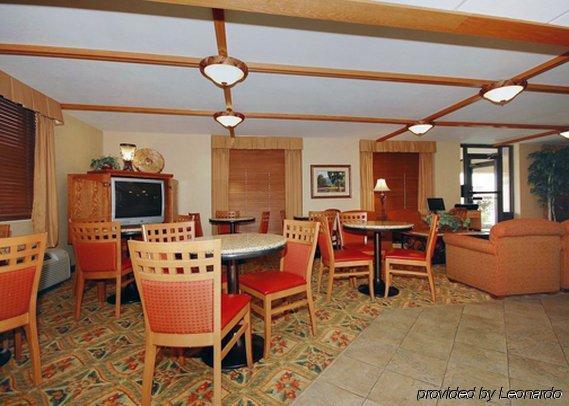 Quality Inn & Suites North Springfield Restaurace fotografie