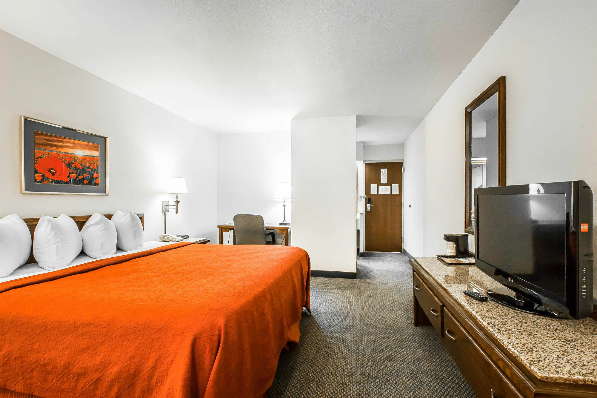 Quality Inn & Suites North Springfield Exteriér fotografie